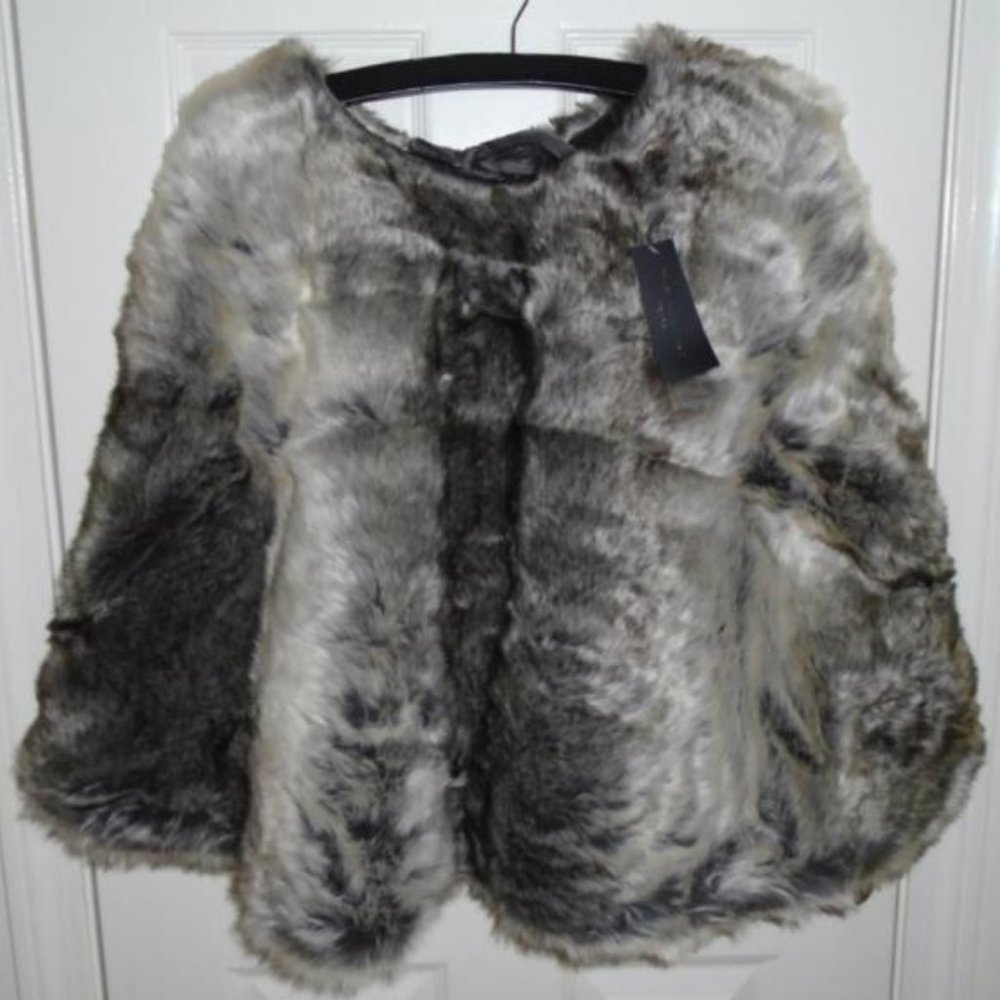 Tahari Faux Fur Tree Skirt 52" Gorgeous Brown Gray Brand New Super Soft